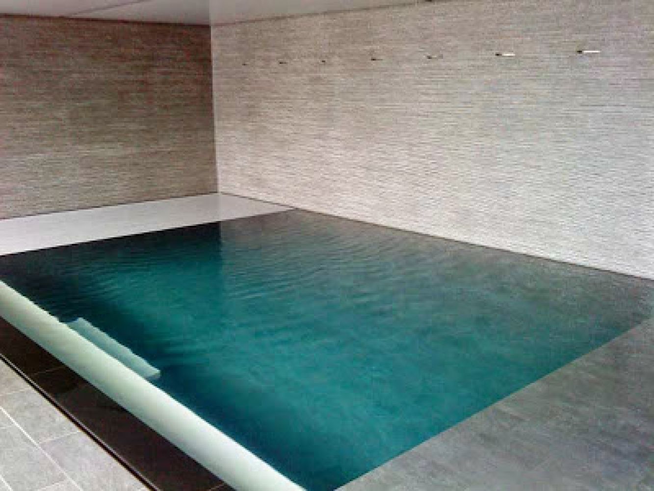 Profil Piscine Sàrl